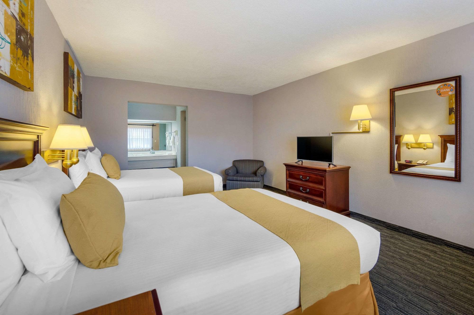 Quality Inn Piedras Negras Buitenkant foto