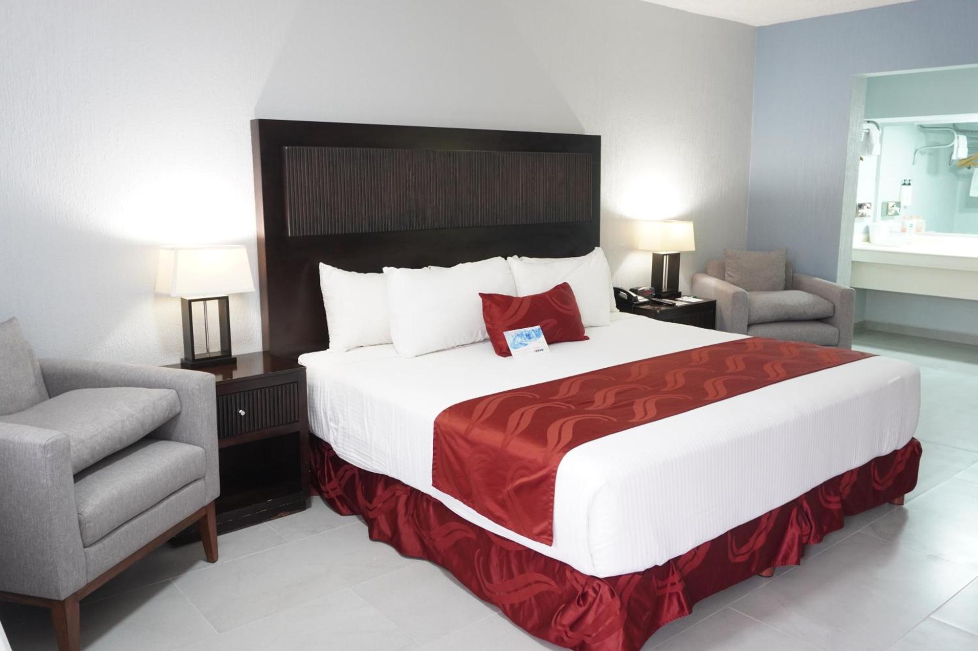 Quality Inn Piedras Negras Buitenkant foto
