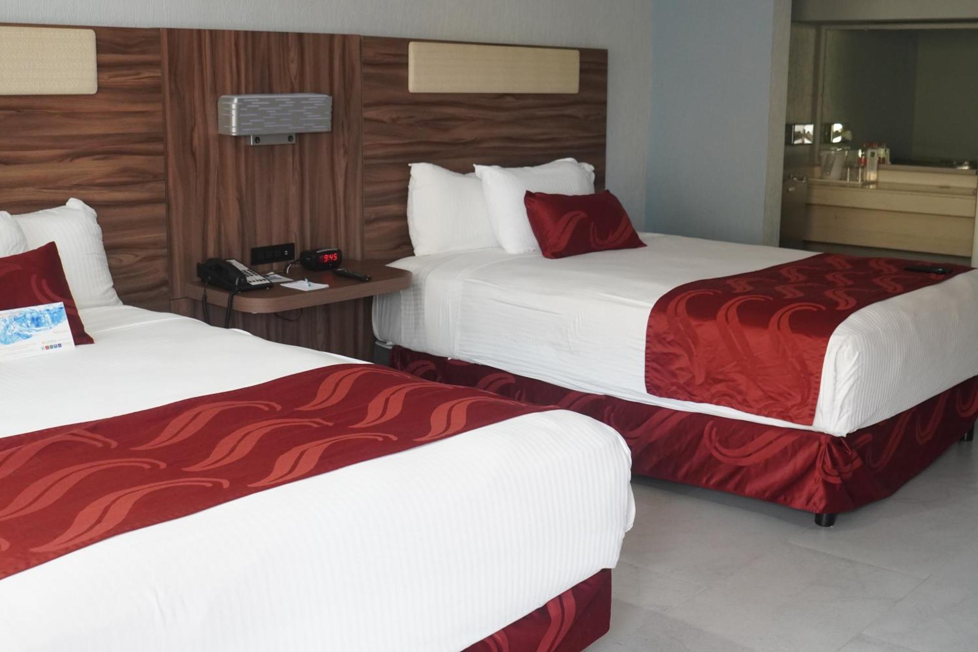 Quality Inn Piedras Negras Buitenkant foto