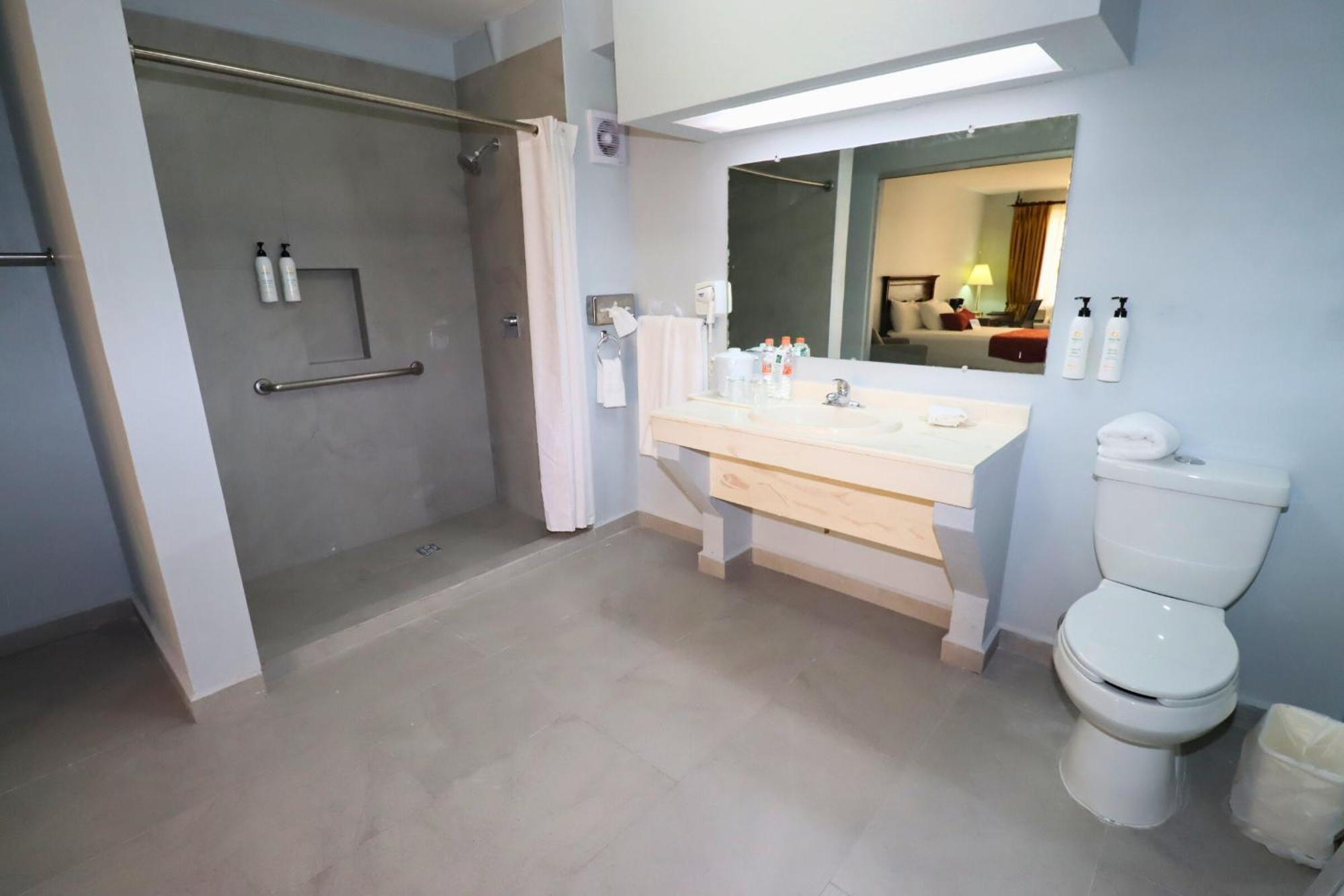 Quality Inn Piedras Negras Buitenkant foto